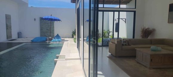 4 bedrooms Villa in Kuta, Indonesia No. 13 7