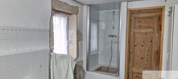 2 bedrooms House in Laugnac, France No. 96683 13