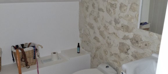 2 bedrooms House in Laugnac, France No. 96683 10