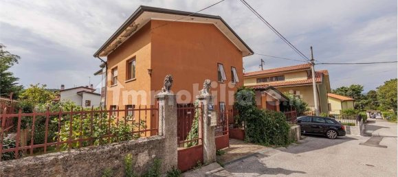 5غرفة فيلا في Trieste, Italy رقم 375395 39