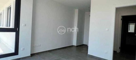 4 bedrooms Villa in Agios Athanasios, Cyprus No. 11601 2