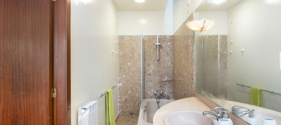 3 bedrooms House in Porto, Portugal No. 141639 8