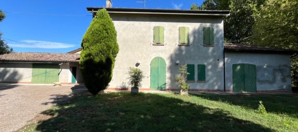 10 rooms House in Cavezzo, Italy No. 286307 7
