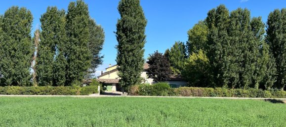 10 rooms House in Cavezzo, Italy No. 286307 10