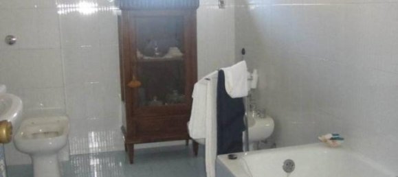 5 rooms Apartment in Nocera Inferiore, Italy No. 24234 12