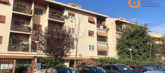 3 rooms Apartment in Rome, Italy No. 170426 8