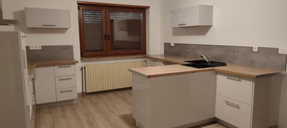 4 bedrooms House in Brumath, France No. 81975 2