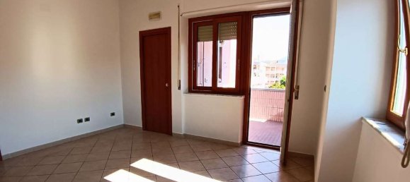 4-Zimmer Wohnung in Nocera Inferiore, Italy, Nr. 269452 6