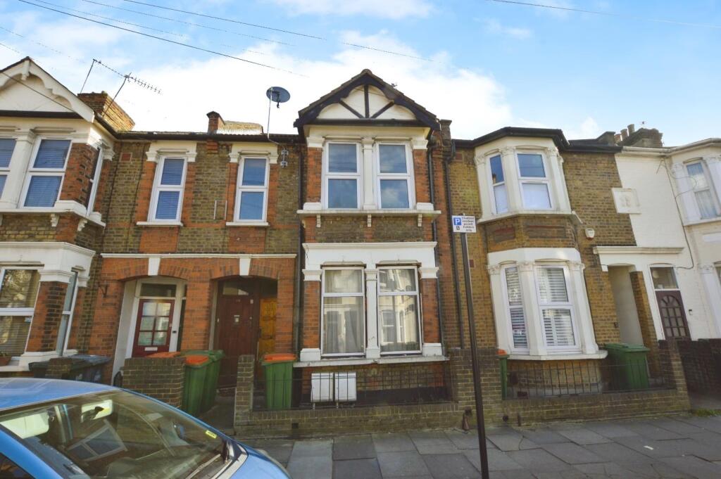 2 bedrooms Apartment in London, United Kingdom No. 12473