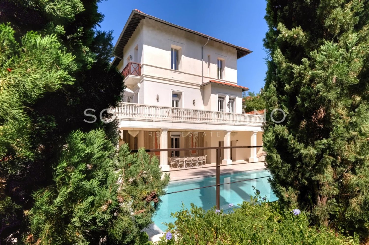 10 bedrooms Villa in Cannes, France No. 346921