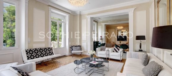 10 bedrooms Villa in Cannes, France No. 346921 2