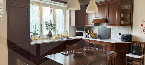 4غرفة منزل في Avezzano, Italy رقم 28364 7