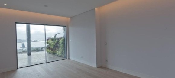 4 bedrooms Apartment for sale in Oeiras, Lisbon, Portugal № 106424 8