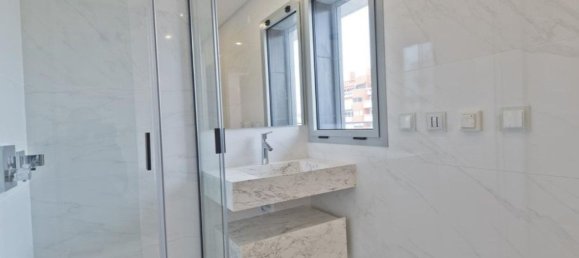 4 bedrooms Apartment for sale in Oeiras, Lisbon, Portugal № 106424 9