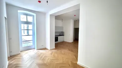 3 rooms Apartment in Mariahilf, Austria No. 135911