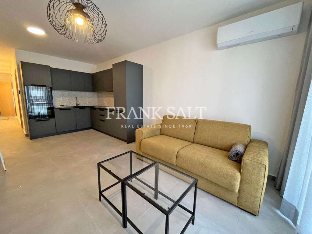 1 غرف نوم شقة في Swieqi, Malta رقم 10286