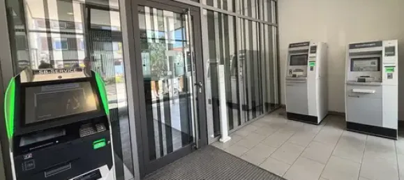 Здание с 8 комнатами в Штутгарт, Германия № 362687 5