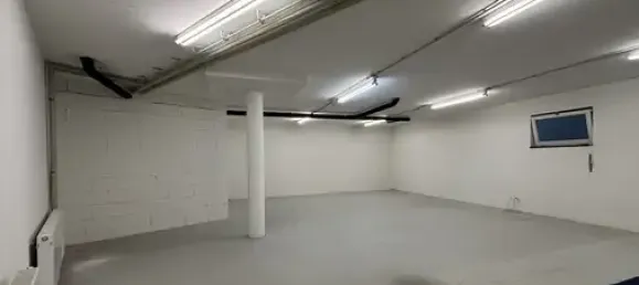 Здание с 8 комнатами в Штутгарт, Германия № 362687 12