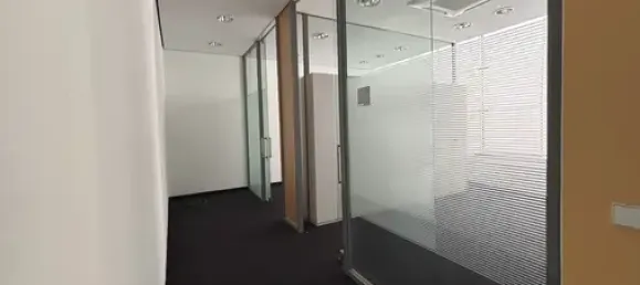 Здание с 8 комнатами в Штутгарт, Германия № 362687 8