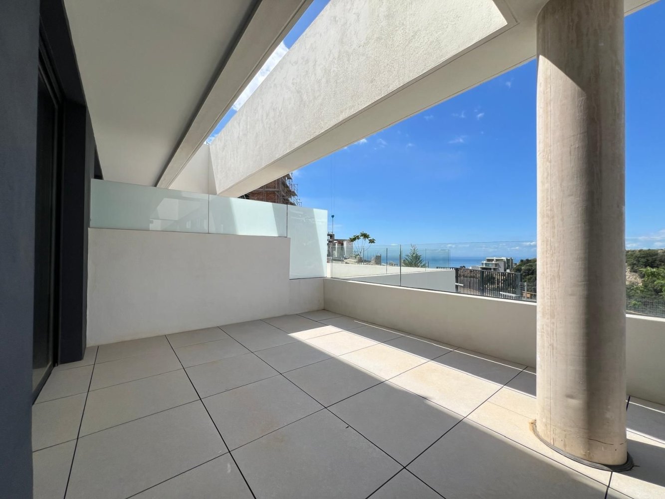 Apartamento de 2 dormitorios en Marbella, Spain No. 146543