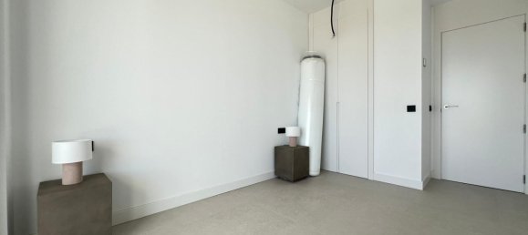 Apartamento de 2 dormitorios en Marbella, Spain No. 146543 8