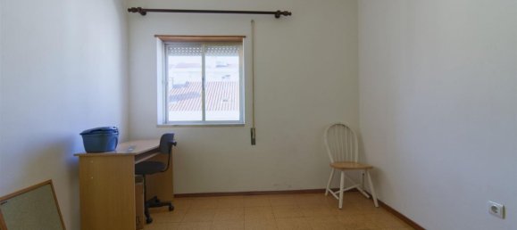 Apartamento de 3 dormitorios en Castelo Branco, Portugal No. 345320 9