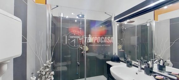 3-salle Appartement à Seregno, Italy No. 7542 34