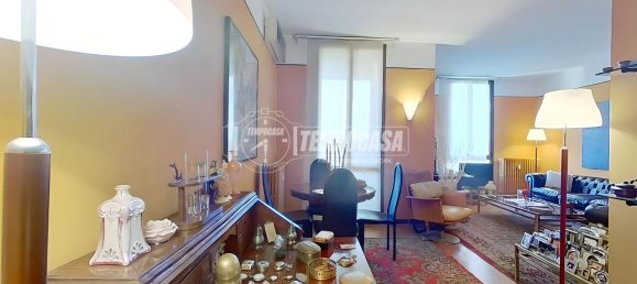 3-salle Appartement à Seregno, Italy No. 7542 10