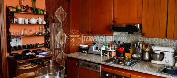 3-salle Appartement à Seregno, Italy No. 7542 23