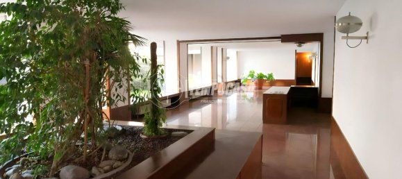 3-salle Appartement à Seregno, Italy No. 7542 2