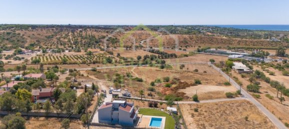 5 Schlafzimmer Haus in Quarteira, Portugal, Nr. 33051 35