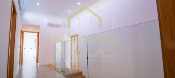 5 Schlafzimmer Haus in Quarteira, Portugal, Nr. 33051 13