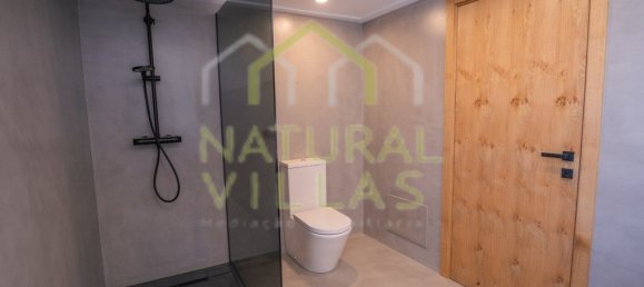 5 Schlafzimmer Haus in Quarteira, Portugal, Nr. 33051 29