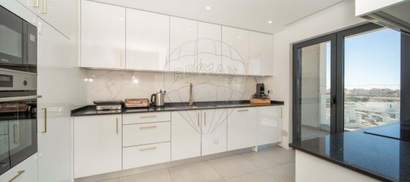 4 Schlafzimmer Penthouse in Portimao, Portugal, Nr. 354905 14