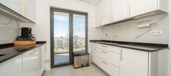 4 Schlafzimmer Penthouse in Portimao, Portugal, Nr. 354905 16