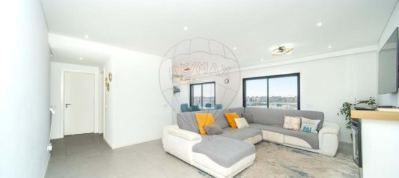 4 Schlafzimmer Penthouse in Portimao, Portugal, Nr. 354905 7