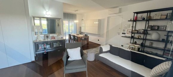 3 rooms Apartment in Termoli, Italy No. 24008 5