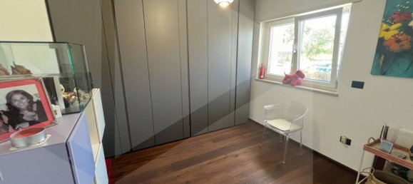 3 rooms Apartment in Termoli, Italy No. 24008 11