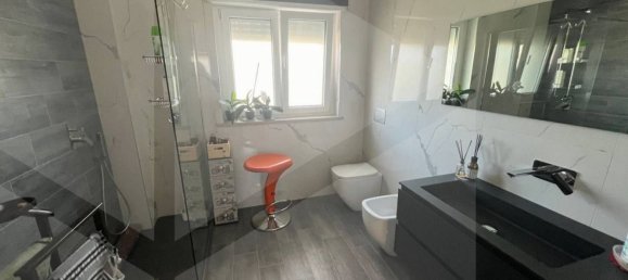 3 rooms Apartment in Termoli, Italy No. 24008 13