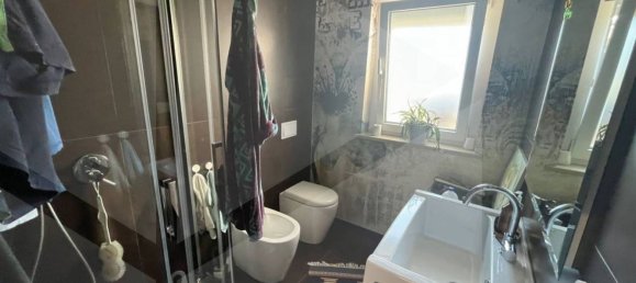 3 rooms Apartment in Termoli, Italy No. 24008 12