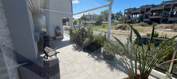 3 rooms Apartment in Termoli, Italy No. 24008 18