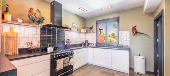 Villa de 3 dormitorios en Marbella, Spain No. 10090 10