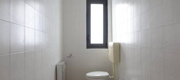 Bureau à Sassari, Italy 137m² No. 209334 10