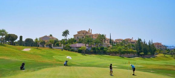 4 bedrooms Penthouse in Malaga, Spain No. 121993 18