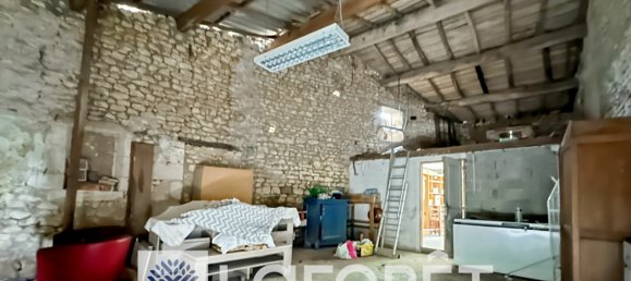 5 bedrooms House in Charente-Maritime, France No. 357420 13