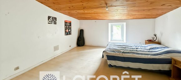 5 bedrooms House in Charente-Maritime, France No. 357420 16