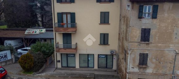 Квартира с 2 комнатами в Реджо Эмилия, Италия № 2437 17