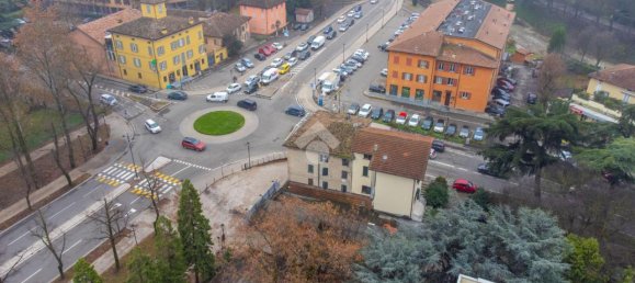 Квартира с 2 комнатами в Реджо Эмилия, Италия № 2437 23