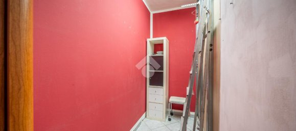 Квартира с 2 комнатами в Реджо Эмилия, Италия № 2437 14