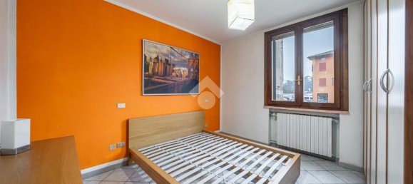 Квартира с 2 комнатами в Реджо Эмилия, Италия № 2437 13